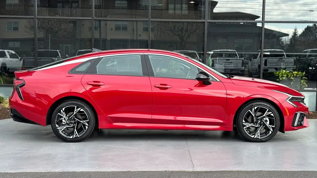 2026 Kia K5 GT-Line