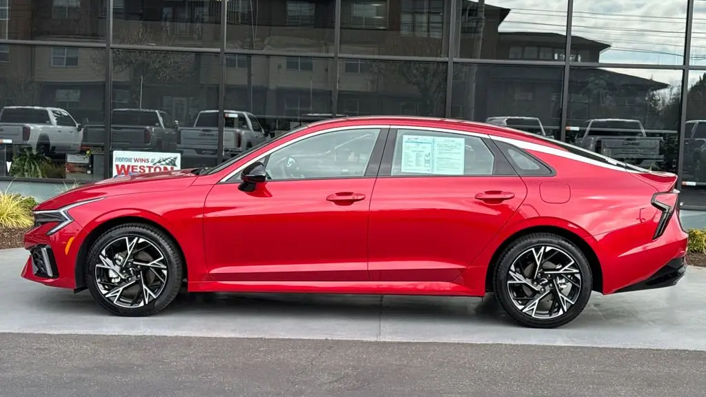 2026 Kia K5 GT-Line