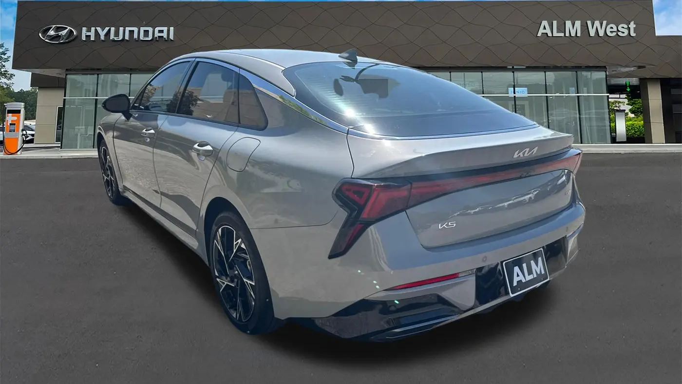 2025 Kia K5 GT-Line