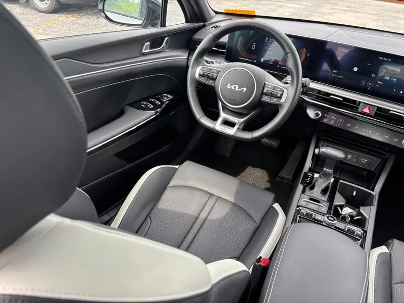 2025 Kia K5 - $29,995