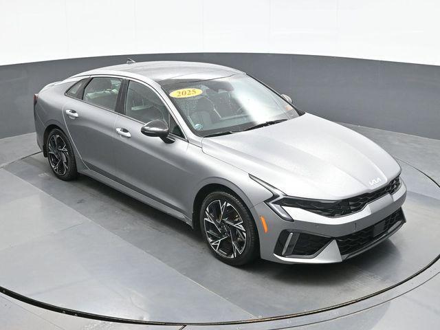 2025 Kia K5 - $24,317