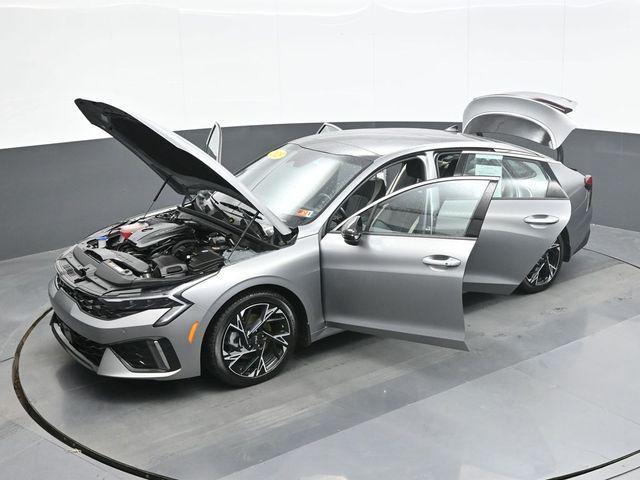 2025 Kia K5 - $24,317