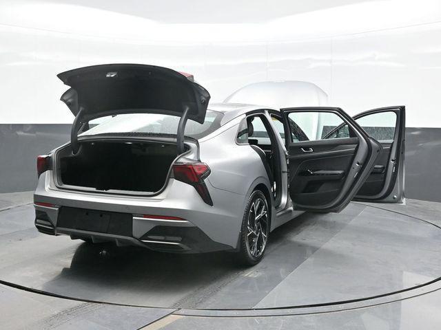 2025 Kia K5 - $24,317