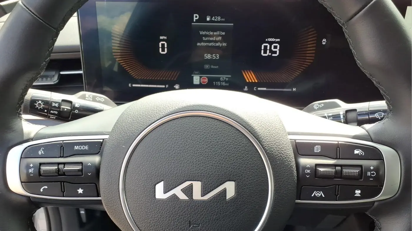 2025 Kia K5 GT-Line