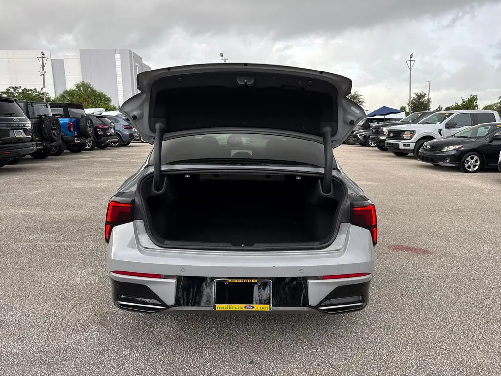 2025 Kia K5 - $26,900