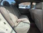 2004 Optima Thumbnail 19