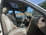 2004 Optima Thumbnail 22