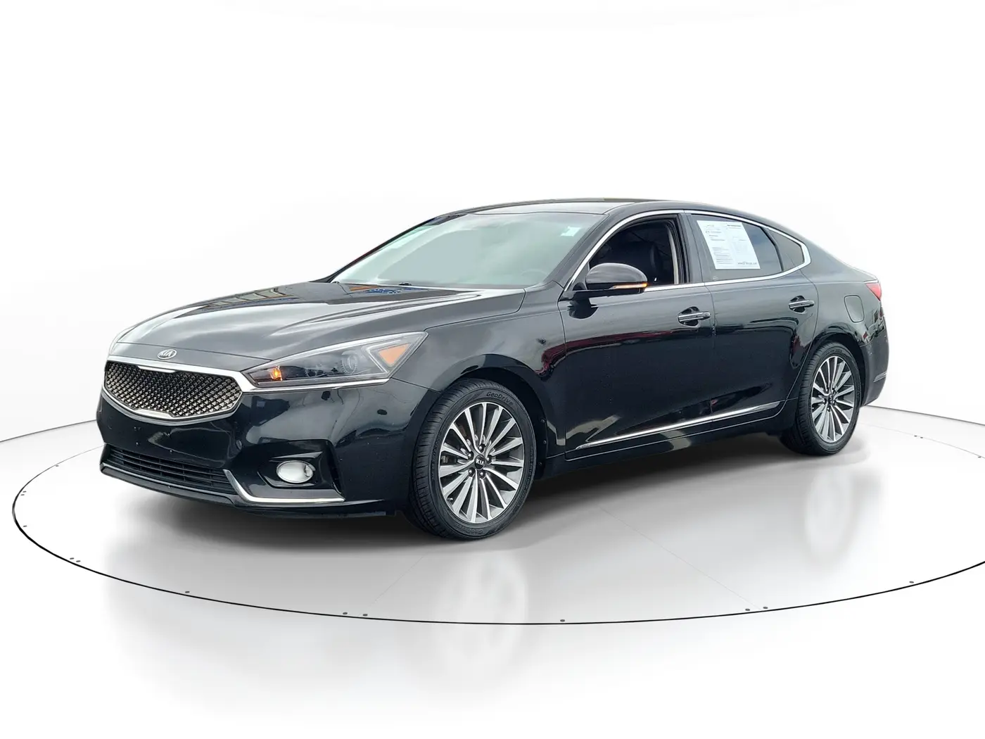 2019 Kia Cadenza - $14,988