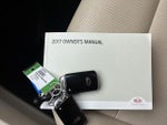 2017 Cadenza Thumbnail 30