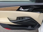2018 Cadenza Thumbnail 18
