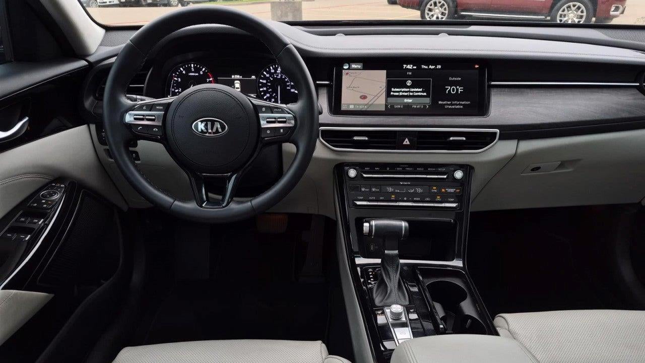 2020 Kia Cadenza Technology