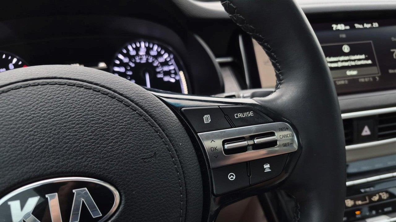 2020 Kia Cadenza Technology