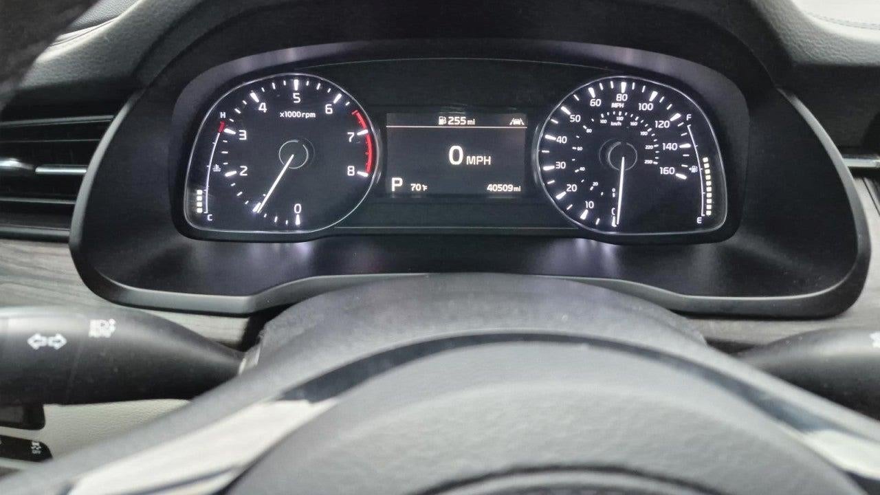 2020 Kia Cadenza Technology