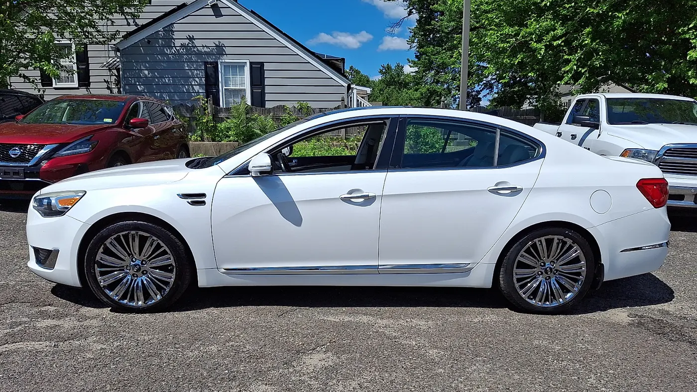2016 Kia Cadenza Limited