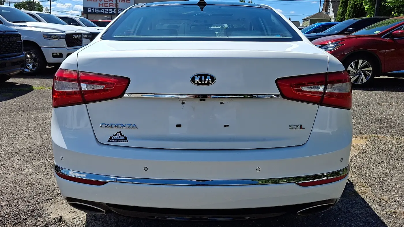 2016 Kia Cadenza Limited