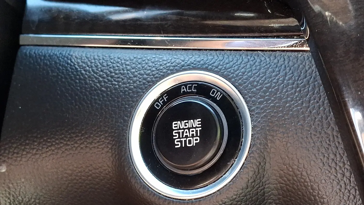 2016 Kia Cadenza Limited