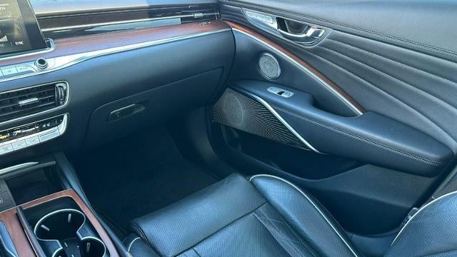 2019 Kia K900 Luxury
