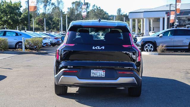 2024 Kia EV9 Light Long Range