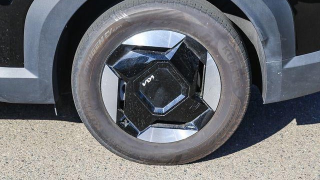 2024 Kia EV9 Light Long Range