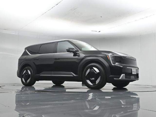 2024 Kia Ev9 - $35,185