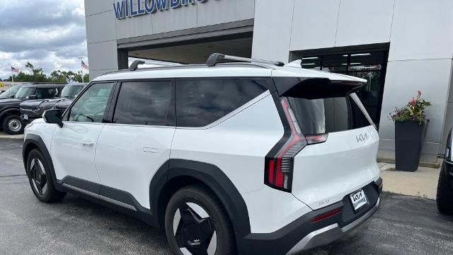 2024 Kia EV9 Wind