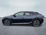 2023 EV6 Thumbnail 3
