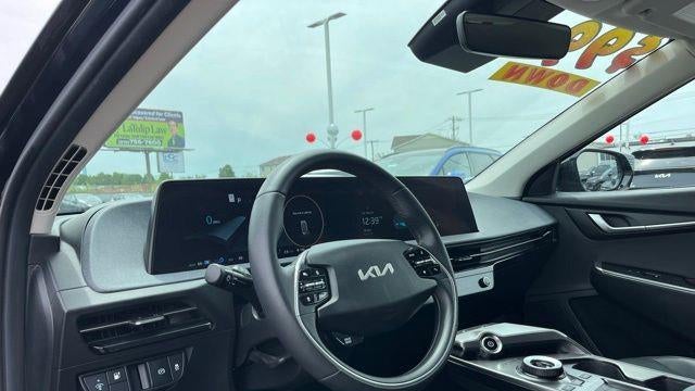 2024 Kia EV6 Light