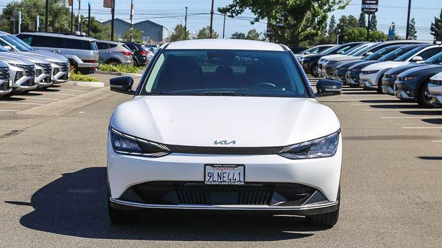 2024 Kia EV6 Light
