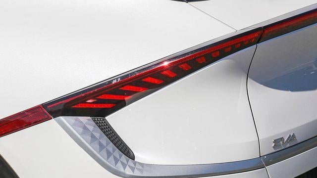 2024 Kia EV6 Light