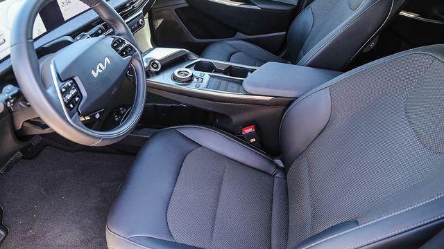 2024 Kia EV6 Light