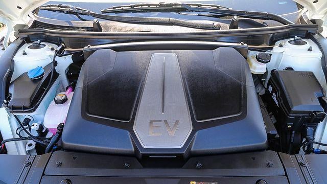 2024 Kia EV6 Light