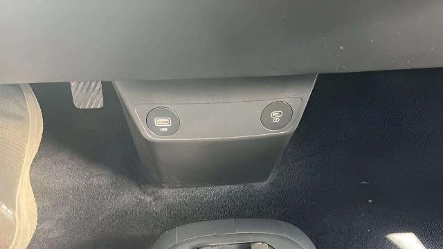 2024 Kia EV6 Wind