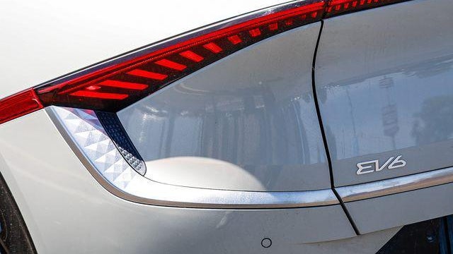 2023 Kia EV6 Wind