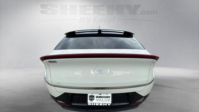 2022 Kia EV6 Wind