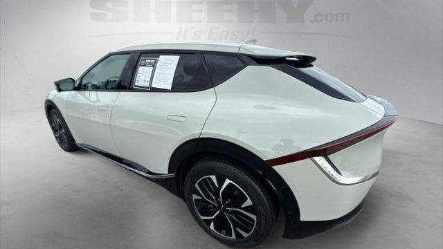 2022 Kia EV6 Wind