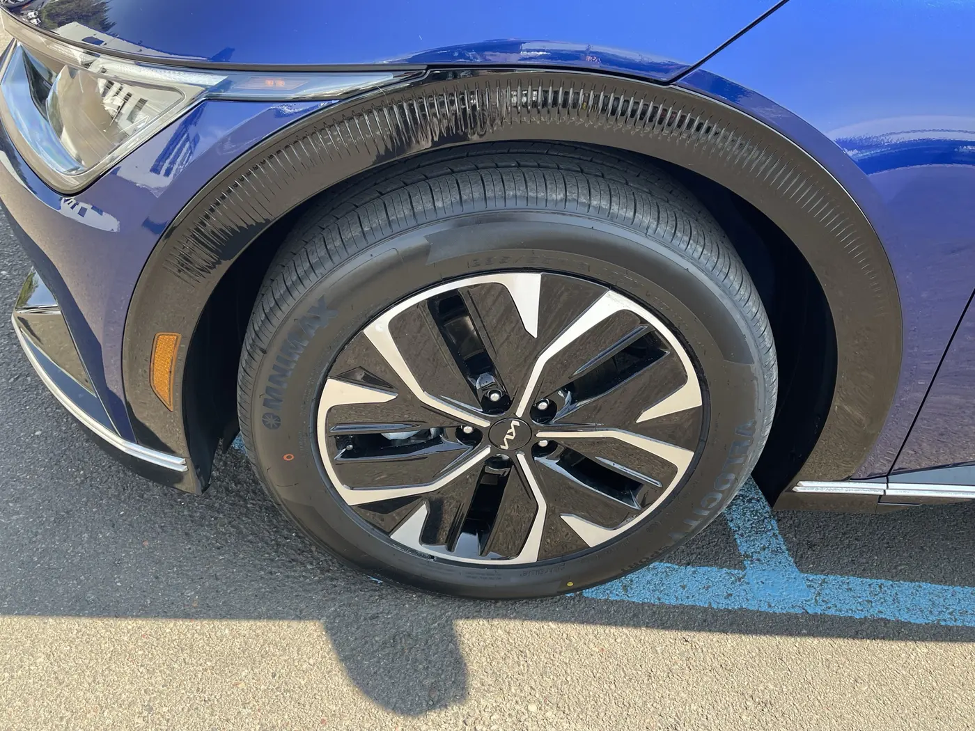 2023 Kia Ev6 - $26,800