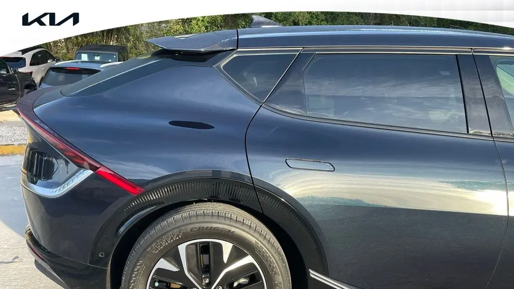 2024 Kia EV6 Wind