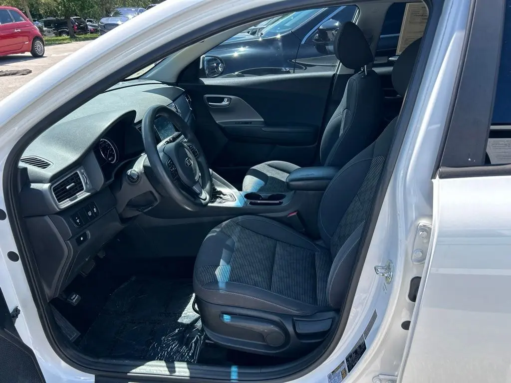 2019 Kia Niro - $9,994