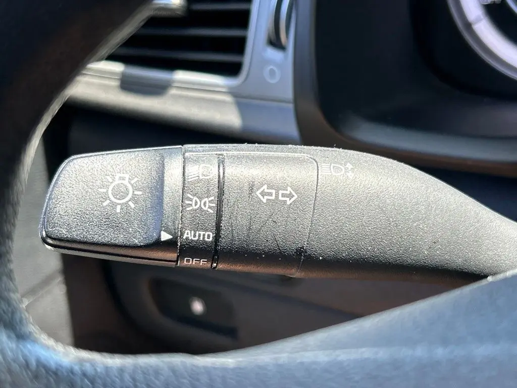 2019 Kia Niro - $9,994