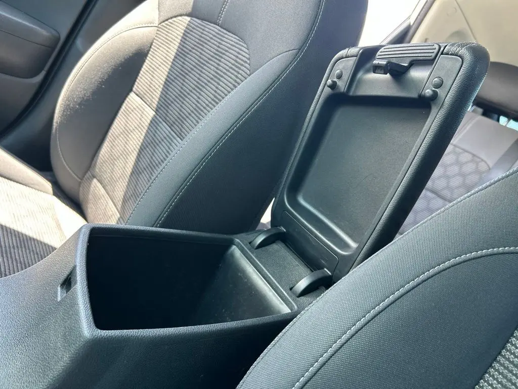 2019 Kia Niro - $9,994