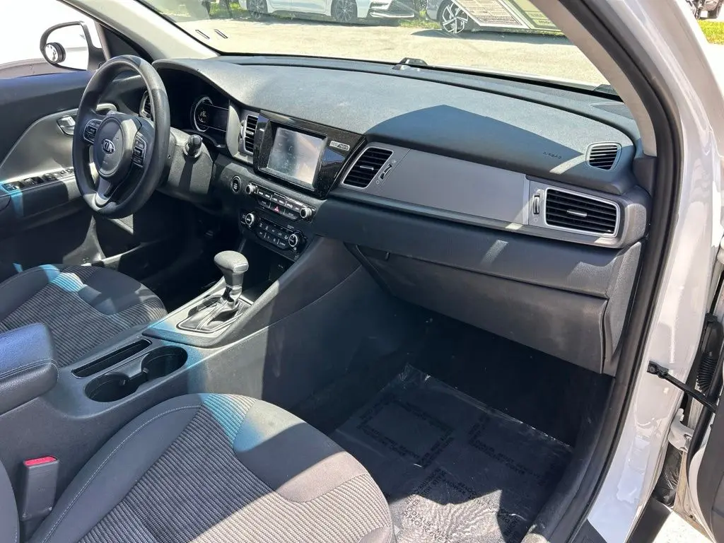 2019 Kia Niro - $9,994