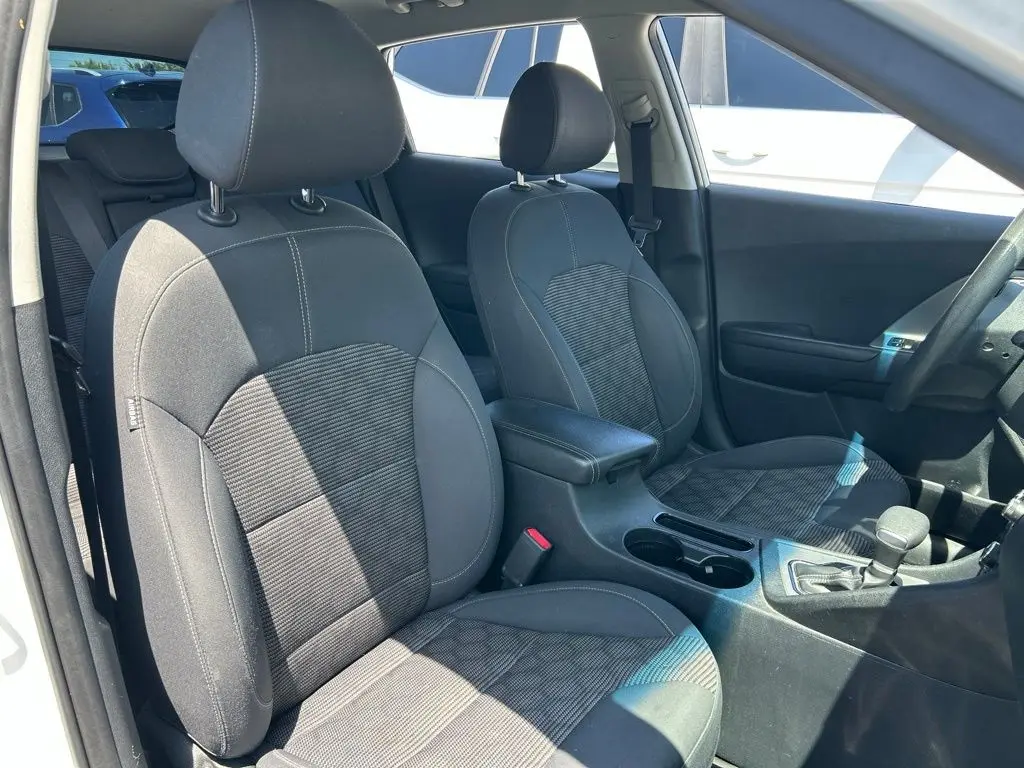2019 Kia Niro - $9,994
