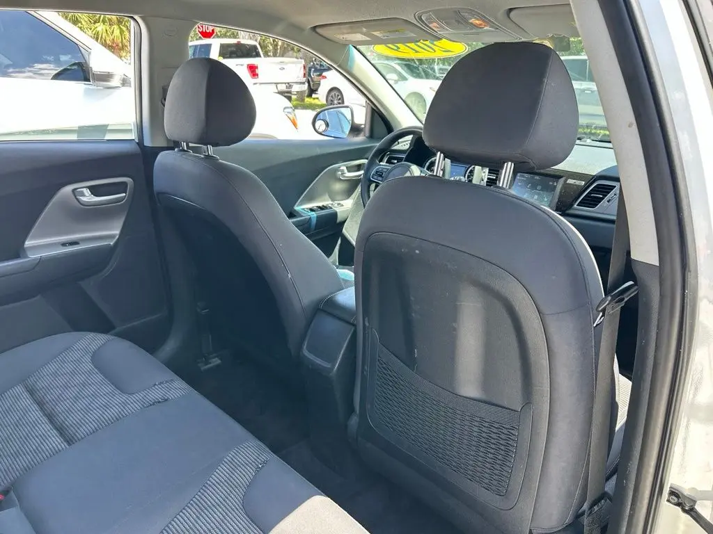 2019 Kia Niro - $9,994