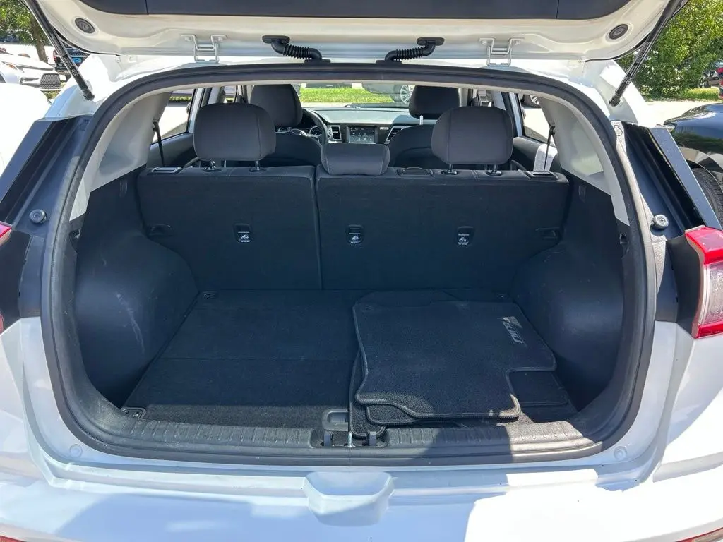 2019 Kia Niro - $9,994