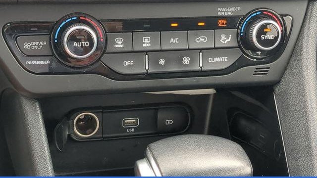 2022 Kia Niro LXS Special Edition