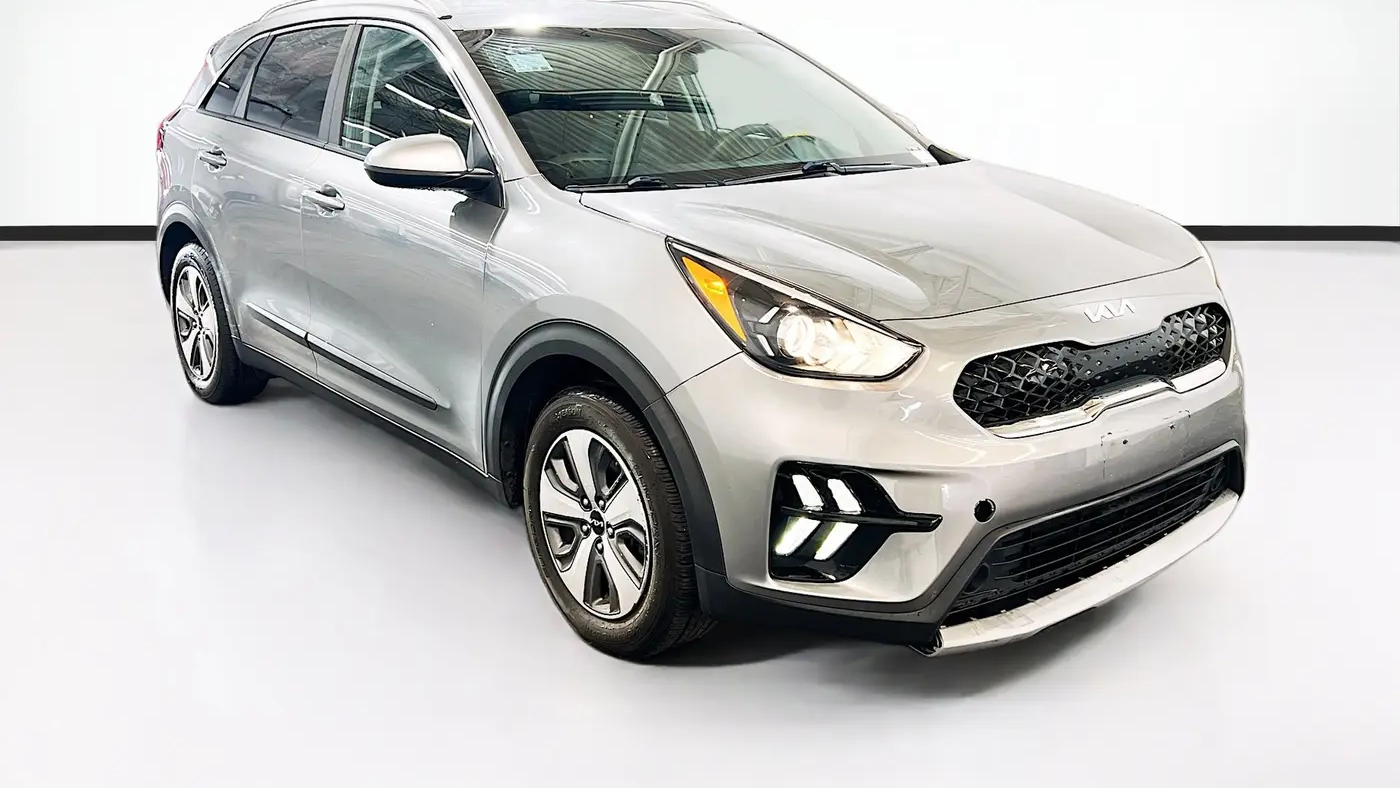 2022 Kia Niro LX