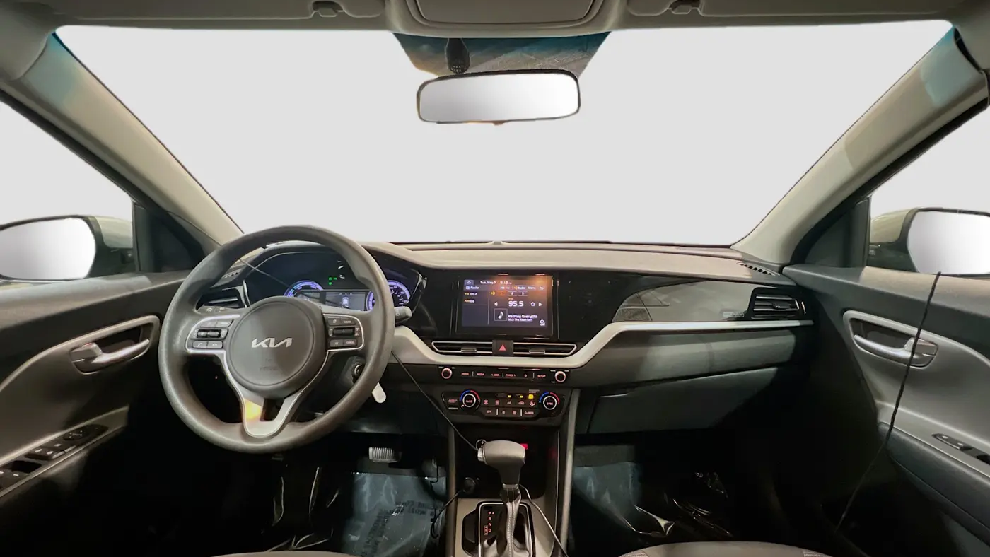 2022 Kia Niro LX
