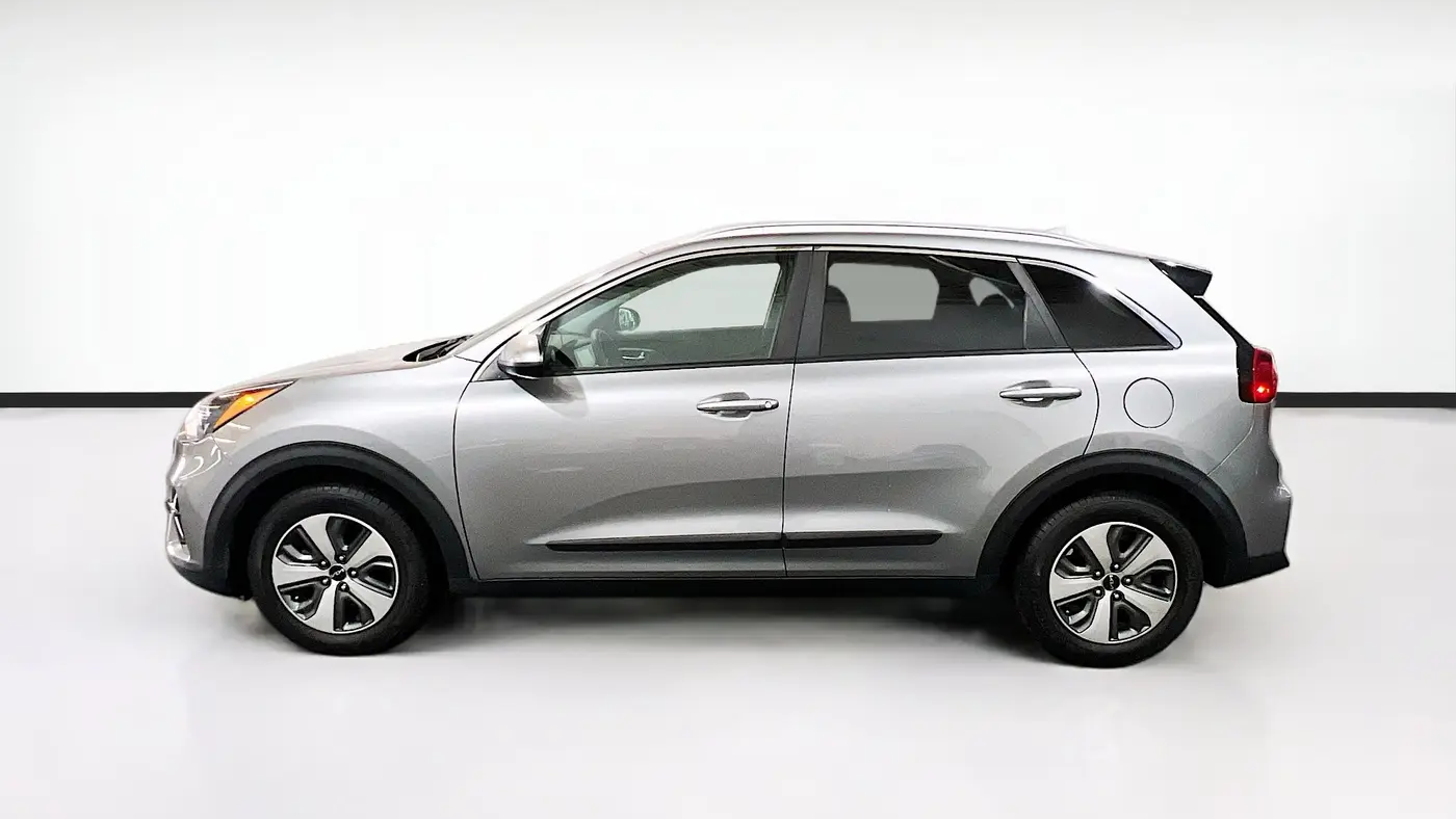 2022 Kia Niro LX