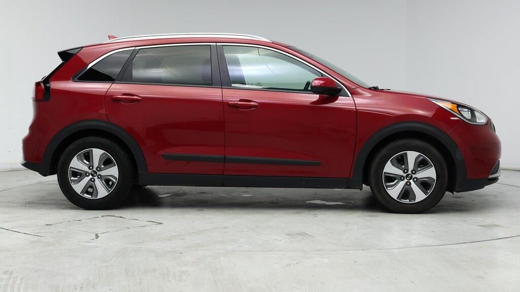 2017 Kia Niro LX
