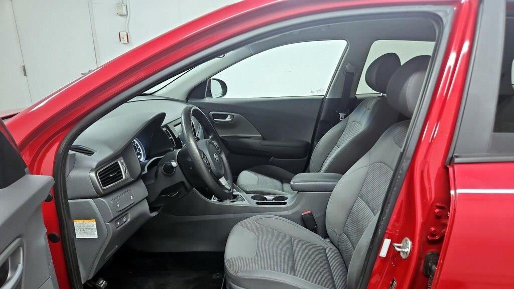 2017 Kia Niro LX
